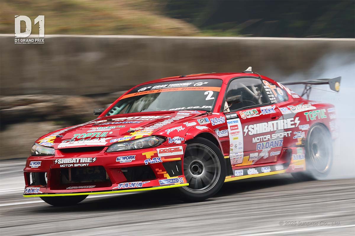 SHIBATIRE TOPTUL D-MAX SILVIA S15 - 田中省己 D1GPマシン