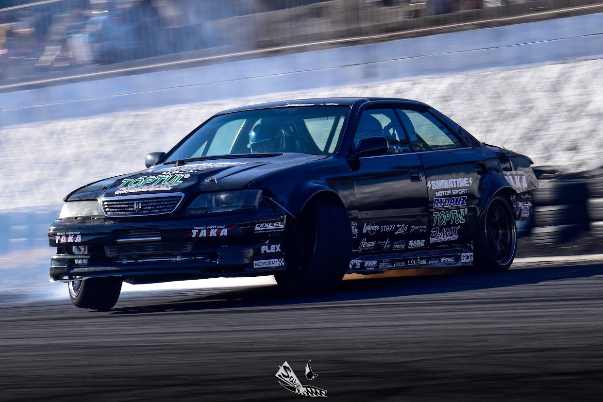 ドリフト走行シーン